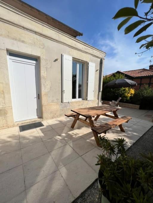 Villa La Petite Angerienne Saint-Jean-dʼAngély Exterior foto
